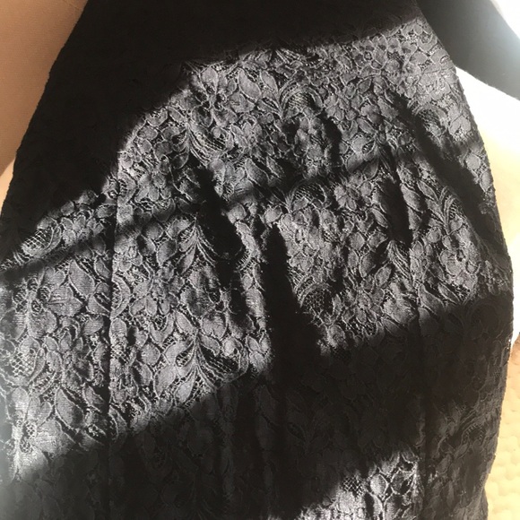 Black lace pencil skirt - Picture 4 of 4